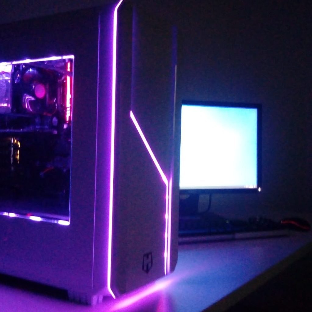 NATTIA MONTAJE ORDENADORES A EMPRESAS